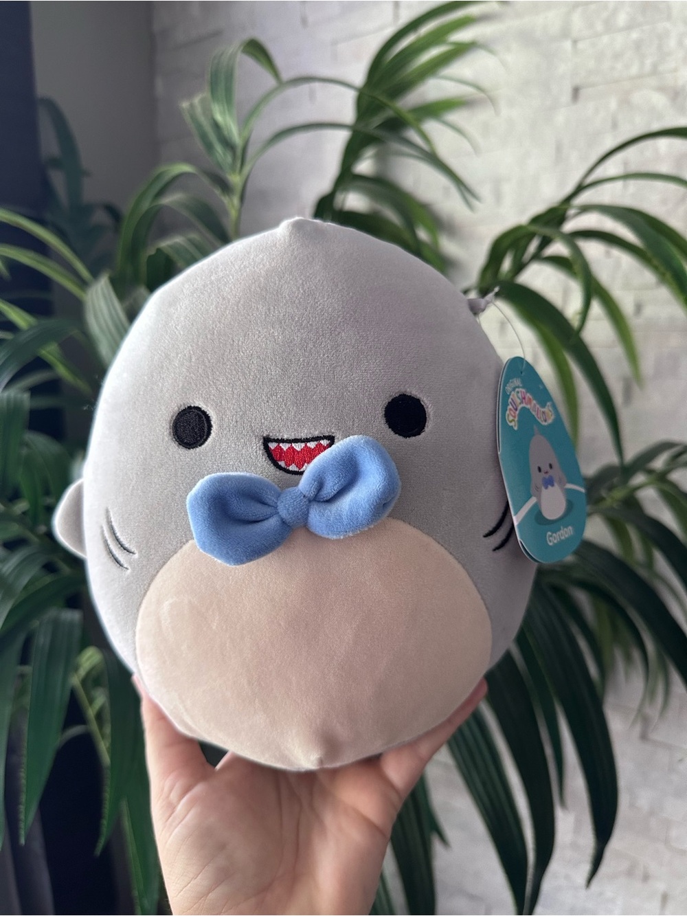 Squishmallows Gray Plush “Gordon” Shark with Blue Bow New with Tags